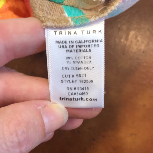 Trina Turk like new shorts size 4 - Picture 7 of 7